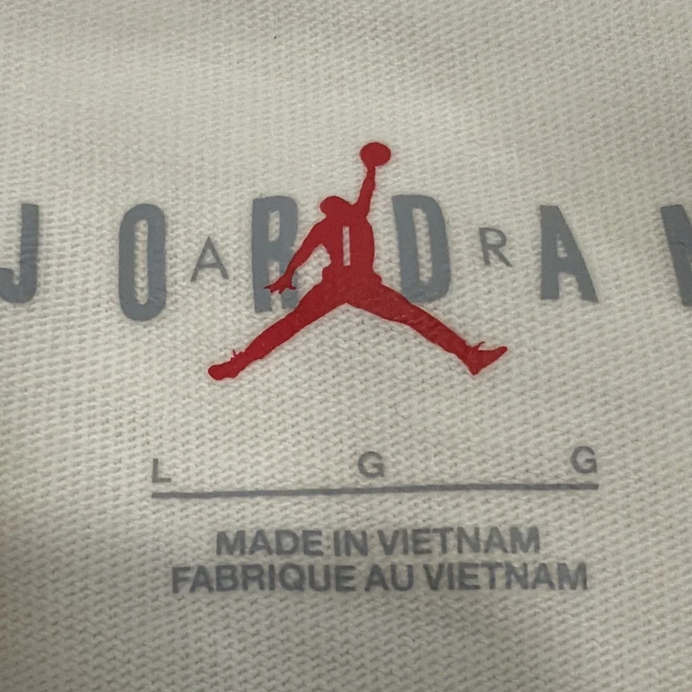 Jordan Men's Air Jordan 1 'Chicago' Flight T-Shirt Off White Sz L FD9536-133